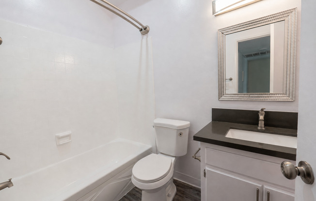 2 beds, 2.5 baths, 1,250 sqft, $2,198, Unit 250