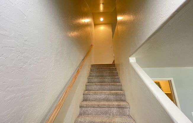 Prime Gilbert 3 Bedroom/2.5 bath 1st floor bonus room, 3 community pool's