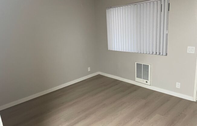 Studio, 1 bath, 550 sqft, $1,475