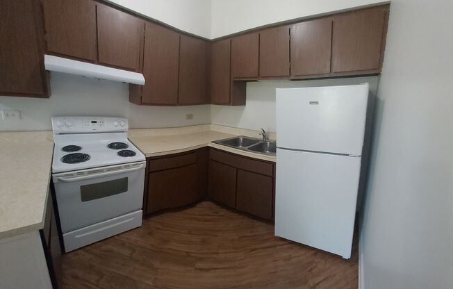 1 bed, 1 bath, 777 sqft, $1,330, Unit JER &amp; Associates 4904-304