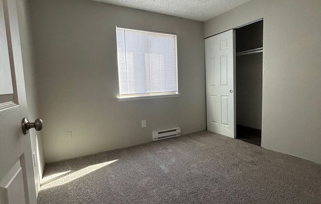 2 beds, 1 bath, 675 sqft, $1,425, Unit 39