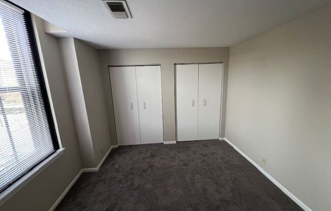 2 beds, 1 bath, 800 sqft, $975, Unit 504