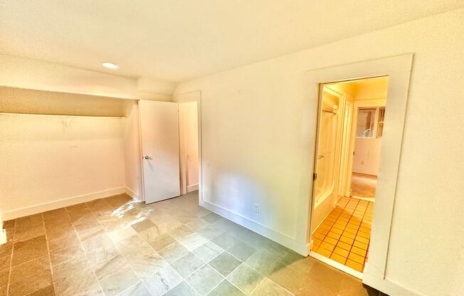 2 beds, 1.5 baths, $2,695