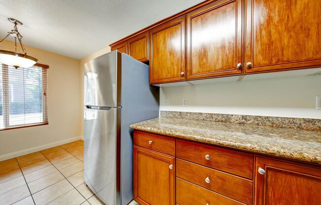 2 beds, 1 bath, $2,095, Unit # 47
