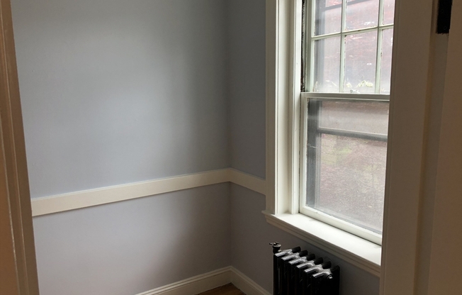 1949 Commonwealth Ave