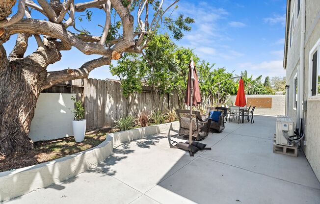 6BD/4BA One Story Single Family House next to UCI