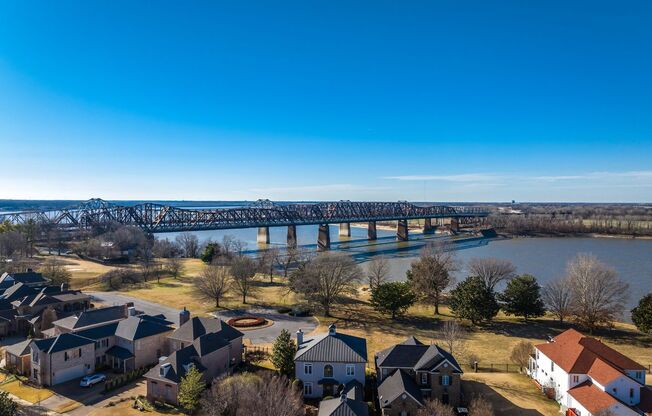 3 beds, 3.5 baths, $10,000, Unit Units 1005-1006
