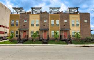 Welcome to 7th Street Brownstones