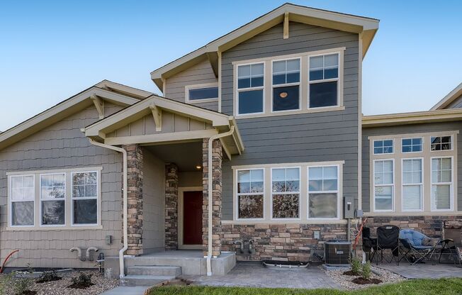 Stunning 3 bedroom 2.5 Bath in Commerce City!