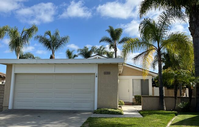 RECENTLY REFURBISHED  SINGLE STORY HOUSE WITH LARGE YARD AND GREAT LOCATION