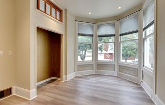 2707 Sacramento Street