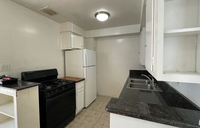 1 bed, 1 bath, 770 sqft, $2,050, Unit 1