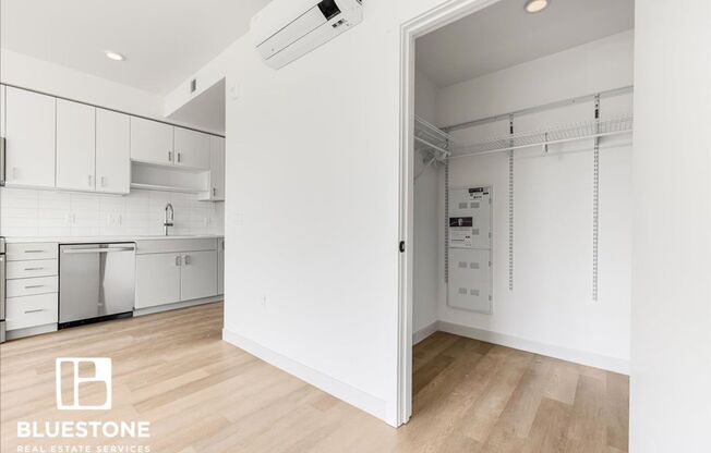 Studio, 1 bath, 584 sqft, $1,749, Unit 207