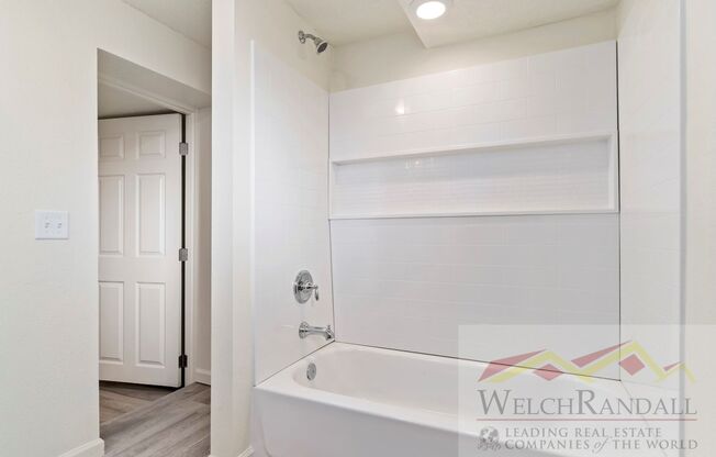 3 beds, 1 bath, 1,200 sqft, $1,495, Unit 2928 Grant Ave - B