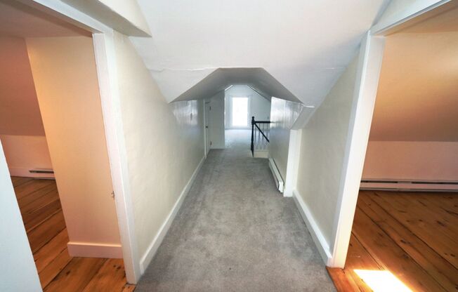 2 beds, 1 bath, $2,495, Unit 5