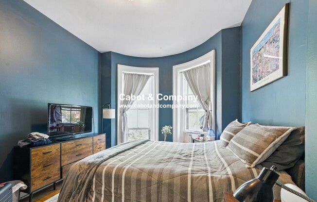 102 APPLETON ST