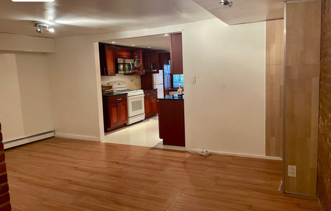 1 bed, 1 bath, $2,350, Unit GROUND