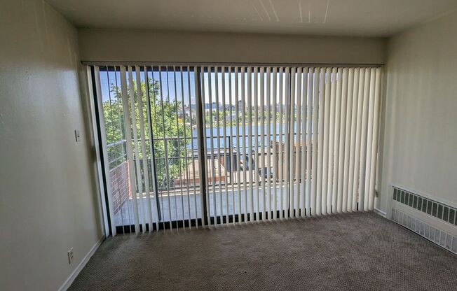 Lanai Apartments