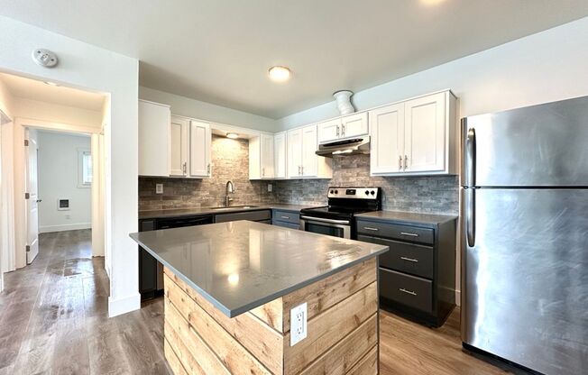 2 beds, 1 bath, 695 sqft, $1,515, Unit 23