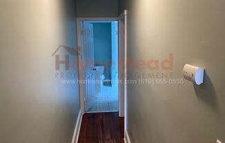 3 beds, 1 bath, $1,150