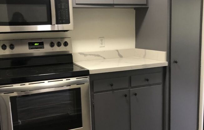 1 bed, 1 bath, 607 sqft, $1,545, Unit 205