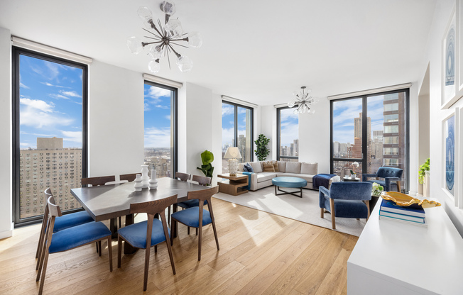360 E 89 ST