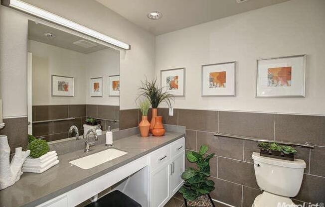 Studio, , $1,100