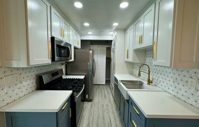 Beautifully Remodeled Home with Private Patio in Ontario