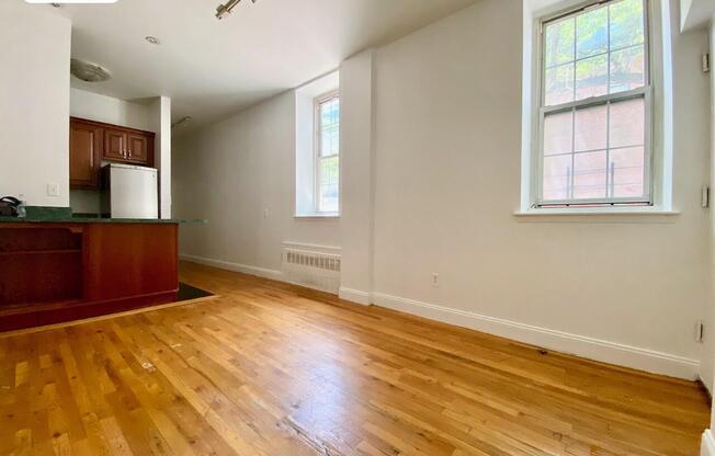 469 W 153 ST