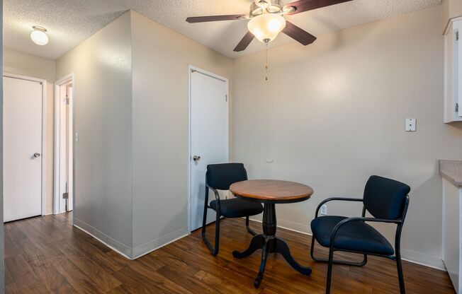 1 bed, 1 bath, 675 sqft, $1,320, Unit 32-50