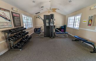 2 beds, 2 baths, $1,300