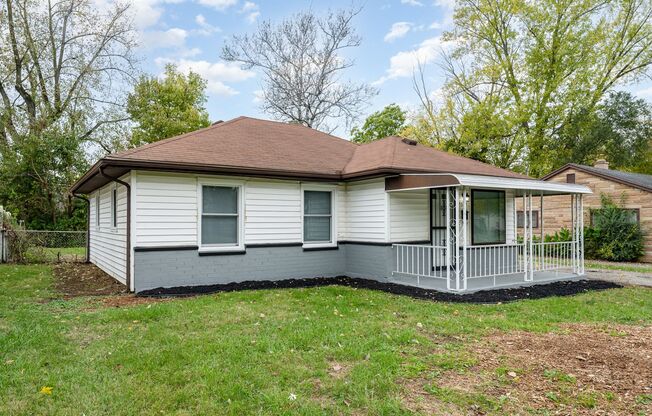 Fabulous 3 Bed 1 Bath Home!