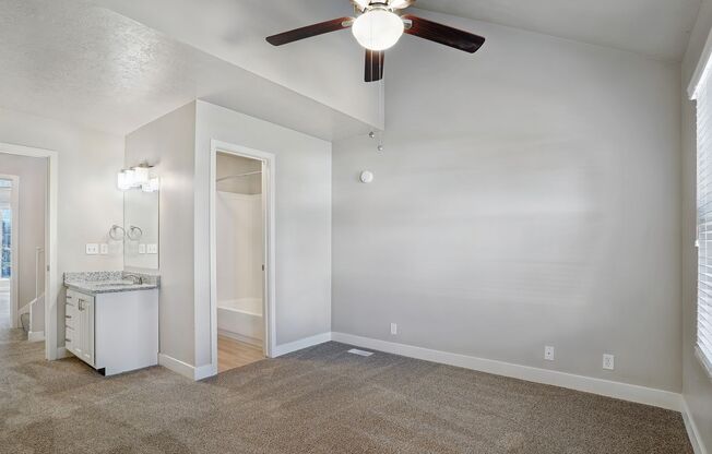 2 beds, 2.5 baths, 1,438 sqft, $1,995, Unit 073