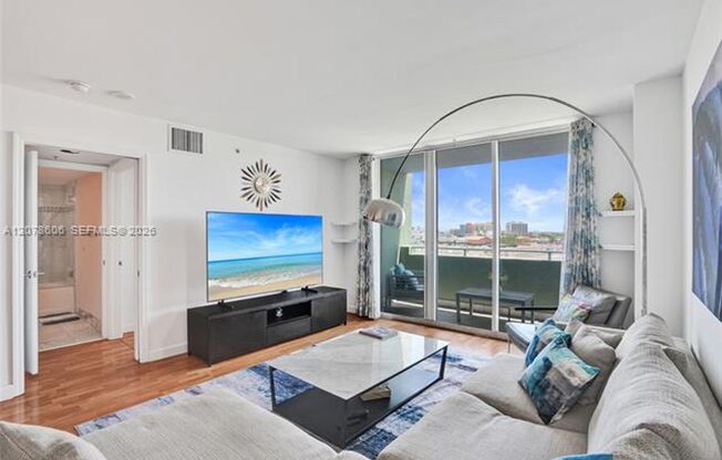 1 bed, 1 bath, $4,500, Unit # 807