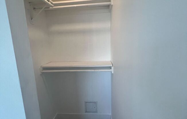2 beds, 1 bath, 550 sqft, $1,895, Unit 821-306