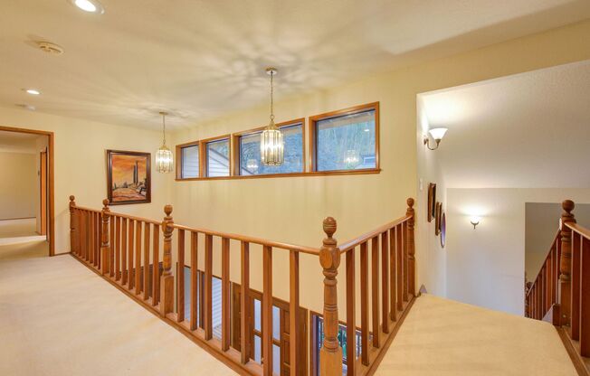 3 beds, 2.5 baths, $3,700