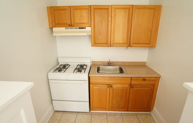 Studio, 1 bath, 499 sqft, $1,450, Unit Spaulding-304