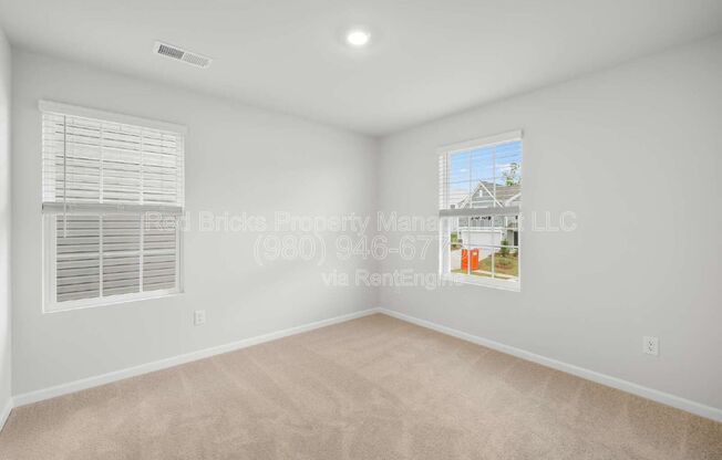 5 beds, 2.5 baths, 2,306 sqft, $2,245