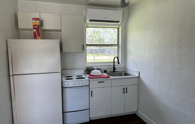 1 bed, 1 bath, $1,050