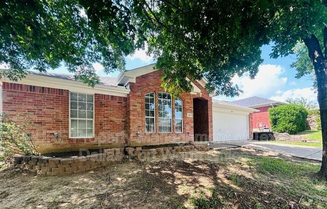 605 DOUGLAS DR