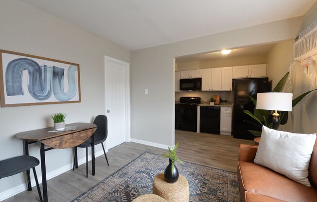 Newly Renovated All Electric 1 Bedroom in Maplewood!