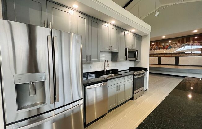 3 beds, 2 baths, 2,686 sqft, $2,650, Unit Unit 106