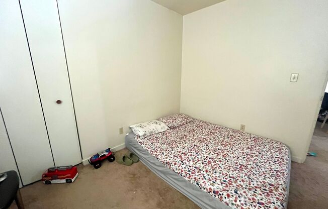 1 bed, 1 bath, $850, Unit 318