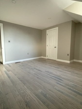 3 beds, 2 baths, 1,700 sqft, $3,500, Unit B