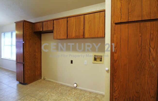 2 beds, 2 baths, $1,375, Unit # #A