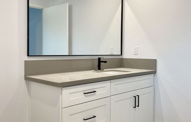 1 bed, 1 bath, 605 sqft, $2,195, Unit 207