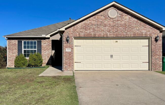 Charming Single-Story Near Heart of Bixby!