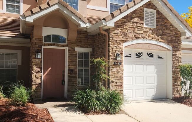 Beautiful Gated Community 3 Beds/2 Baths Condo in Dr Phillips Area