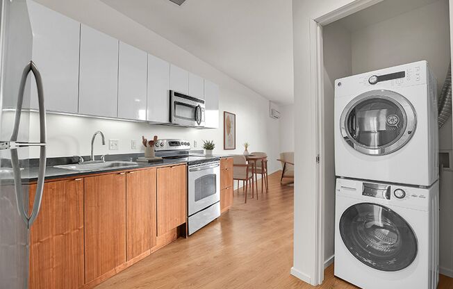 1 bed, 1 bath, 513 sqft, $1,350, Unit 261-612