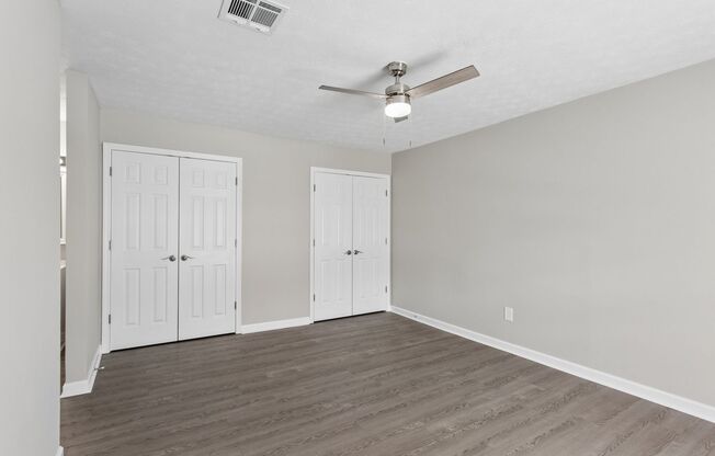 3 beds, 2 baths, 1,300 sqft, $1,900, Unit 121
